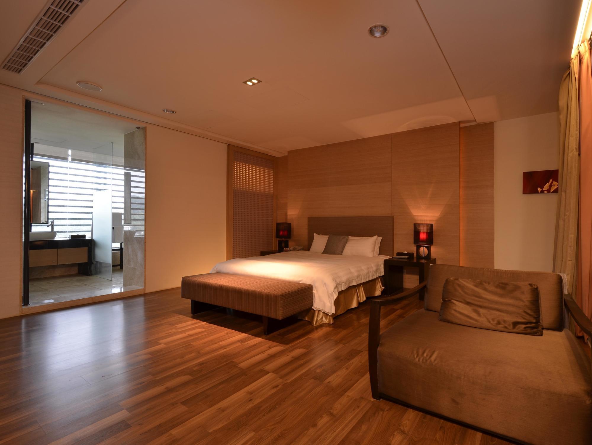 The Sun Hot Spring & Resort Taichung Extérieur photo